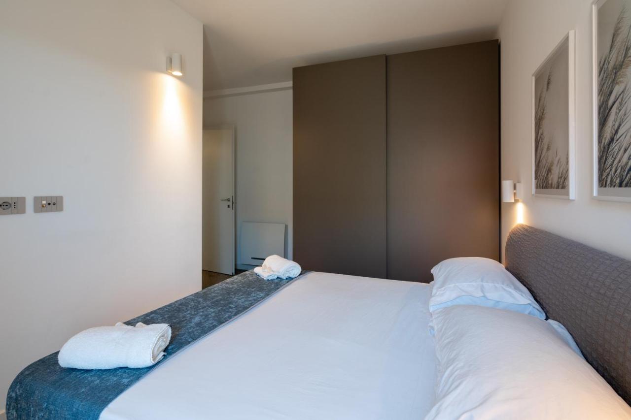 Aurealiving - Trastevere Suite With Rooftop & Gym, Your Place In Rom Exteriör bild